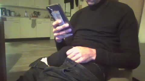 nickvd92 online show from 01-26-25, 02:56