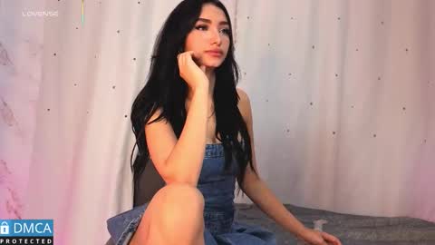 NICKY online show from 11-21-25, 07:01