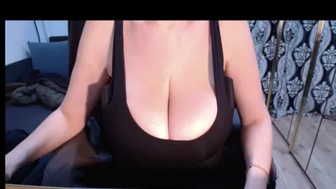 Nicky online show from 01-10-26, 07:21