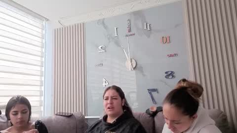 Snapshot of nicky_as chatting on 12-01-25, 01:49 nicky_as online show from 12-01-25, 01:49