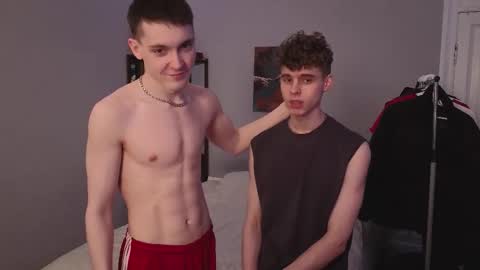 Nicki  Danny online show from 12-05-25, 03:37