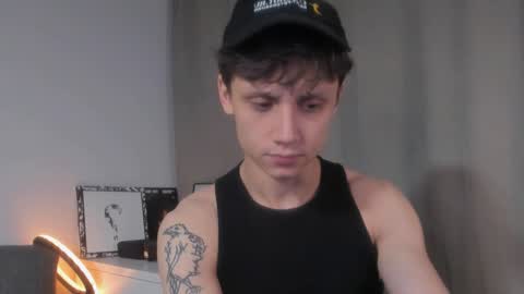 Snapshot of nicky_neal chatting on 12-03-24, 01:30 Nicky Neal online show from 12-03-24, 01:30