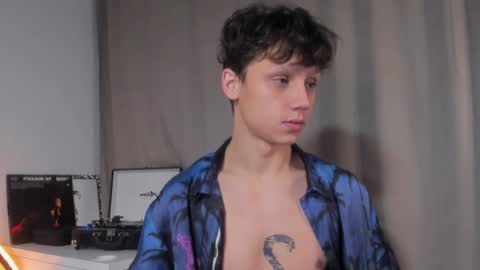 Snapshot of nicky_neal chatting on 12-13-24, 03:49 Nicky Neal online show from 12-13-24, 03:49