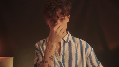 Snapshot of nicky_neal chatting on 02-06-25, 05:30 Nicky Neal online show from 02-06-25, 05:30