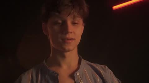 Snapshot of nicky_neal chatting on 02-20-25, 03:34 Nicky Neal online show from 02-20-25, 03:34