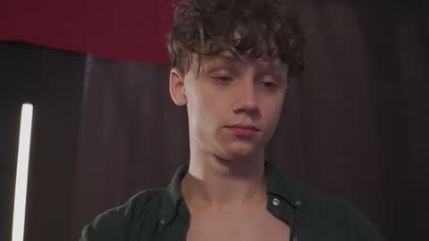 Snapshot of nicky_neal chatting on 09-30-25, 11:26 Nicky Neal online show from 09-30-25, 11:26