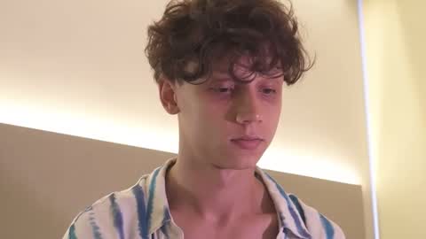 Snapshot of nicky_neal chatting on 10-21-25, 11:49 Nicky Neal online show from 10-21-25, 11:49