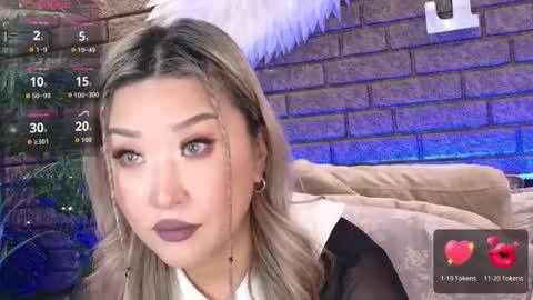 Snapshot of nicky_owl chatting on 11-14-25, 12:37 Today is my 41st birthday And in 2 hours Im waiting for you on the stream Stock up on tokens and a good mood Nicky online show from 11-14-25, 12:37