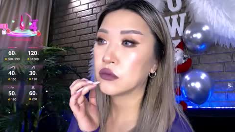 Snapshot of nicky_owl chatting on 01-19-26, 12:31 Today is my 41st birthday And in 2 hours Im waiting for you on the stream Stock up on tokens and a good mood Nicky online show from 01-19-26, 12:31