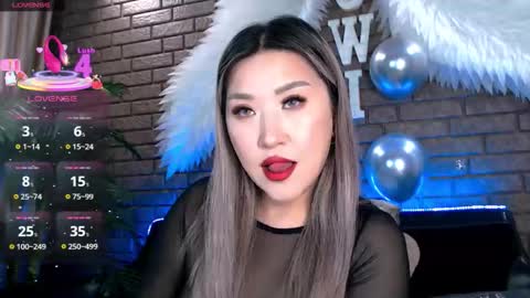 Snapshot of nicky_owl chatting on 03-02-26, 12:23 Today is my 41st birthday And in 2 hours Im waiting for you on the stream Stock up on tokens and a good mood Nicky online show from 03-02-26, 12:23