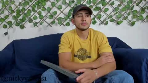 nicky online show from 03-08-25, 08:03