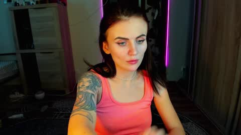 Snapshot of nicky_weekends chatting on 01-31-25, 10:31 Nicky Weekends online show from 01-31-25, 10:31