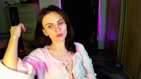 Snapshot of nicky_weekends chatting on 02-05-25, 03:20 Nicky Weekends online show from 02-05-25, 03:20