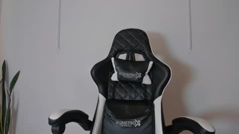 Nicky  online show from 09-27-25, 02:11