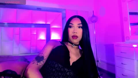 Snapshot of nickynoa chatting on 12-03-25, 03:58 Nicky online show from 12-03-25, 03:58