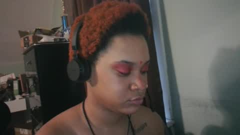 nickythehawtie online show from 02-18-26, 06:37