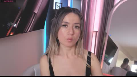 Nicky online show from 12-14-25, 04:23