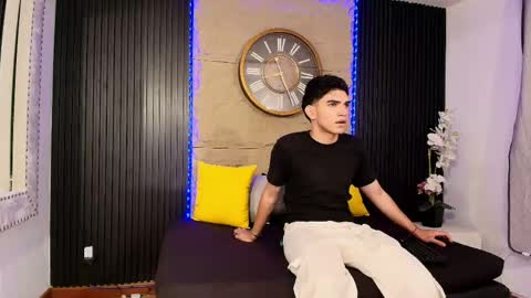 nico_monroet online show from 04-14-26, 11:11