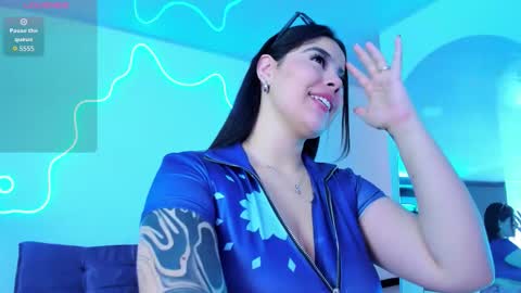 Snapshot of nicoblacke chatting on 09-19-25, 12:17 Nico Blacke     online show from 09-19-25, 12:17