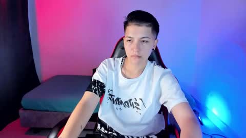 NICO online show from 10-17-25, 01:53