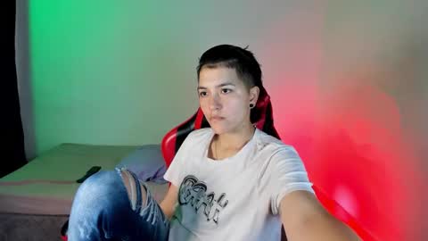 Snapshot of nicocoox chatting on 10-29-25, 02:03 NICO online show from 10-29-25, 02:03