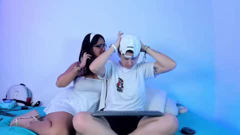 Snapshot of nicocoox chatting on 12-16-25, 04:06 NICO online show from 12-16-25, 04:06