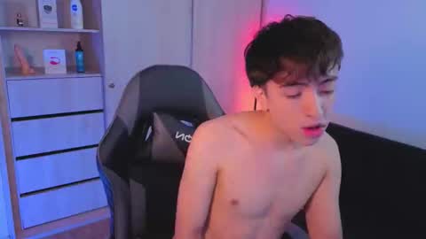 Nicolas online show from 10-02-25, 08:05