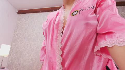 Nicol online show from 12-20-24, 07:17