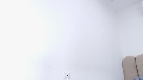 Nicol online show from 02-19-26, 03:13