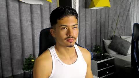 Nicolai online show from 12-18-25, 12:44