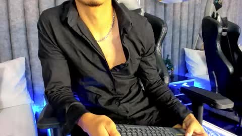 Nicolai online show from 01-09-26, 12:19