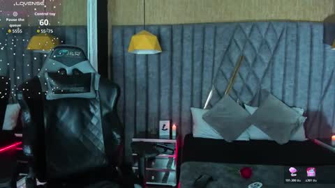 Nicolai online show from 02-10-26, 12:20