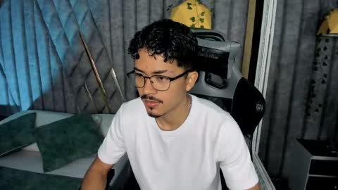 Nicolai online show from 03-22-26, 02:09