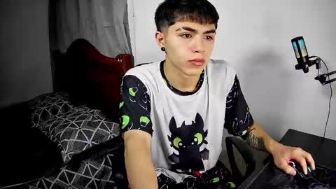 nicolas_and_alexa online show from 03-10-26, 11:48