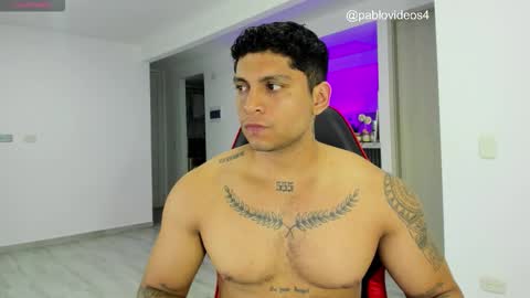 nicolas_montoya online show from 10-19-25, 04:57