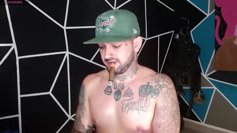 Snapshot of nicolas_torres99 chatting on 10-28-25, 02:26 nicolas online show from 10-28-25, 02:26