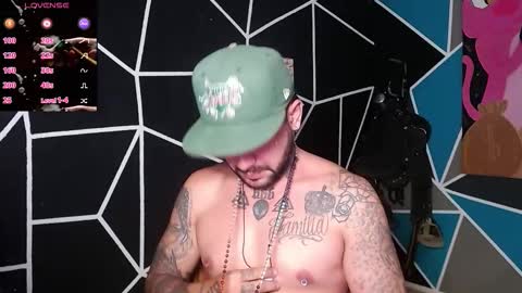 Snapshot of nicolas_torres99 chatting on 11-20-25, 12:27 nicolas online show from 11-20-25, 12:27