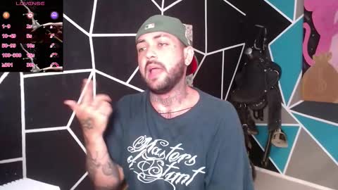 Snapshot of nicolas_torres99 chatting on 11-21-25, 06:17 nicolas online show from 11-21-25, 06:17