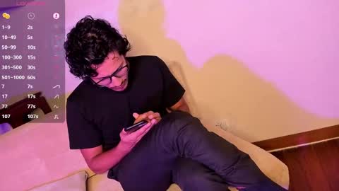 Snapshot of nicolasrodrii chatting on 12-18-24, 10:35 nicolasrodrii online show from 12-18-24, 10:35