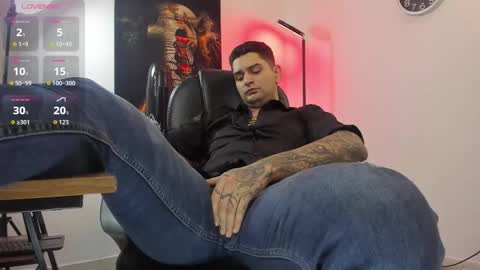 Nicolas Fellener online show from 11-11-25, 05:29