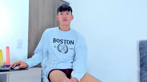 Snapshot of nicolastorres__ chatting on 11-12-25, 04:57 nicolastorres__ online show from 11-12-25, 04:57