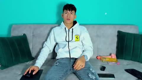 Snapshot of nicolastorres__ chatting on 11-24-25, 07:41 nicolastorres__ online show from 11-24-25, 07:41