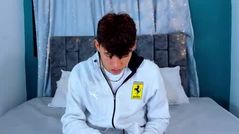 Snapshot of nicolastorres__ chatting on 12-18-25, 07:14 nicolastorres__ online show from 12-18-25, 07:14