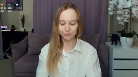 Nicoletta online show from 02-14-26, 06:48