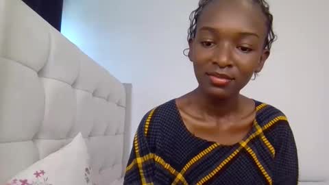 nicole161117 online show from 02-16-26, 07:26