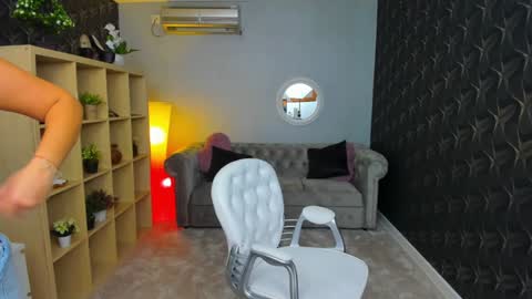 Nico online show from 01-08-25, 06:20