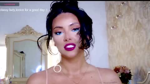 nicole online show from 04-17-26, 07:06