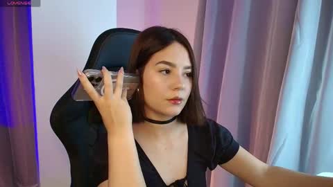 Snapshot of nicole_baker69 chatting on 06-01-26, 02:13 Hi Im Ana FOLLOW ME ON IG Analee online show from 06-01-26, 02:13