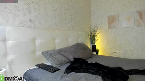 GMT7TueWedThSu 0300am-0900am. Sa 1000am-0400pm online show from 09-25-25, 08:12