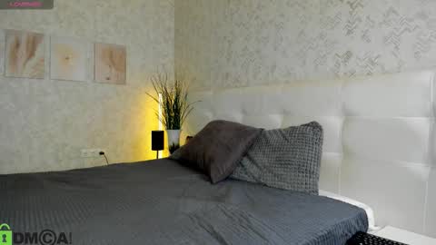 GMT7TueWedThSu 0300am-0900am. Sa 1000am-0400pm online show from 10-07-25, 08:39